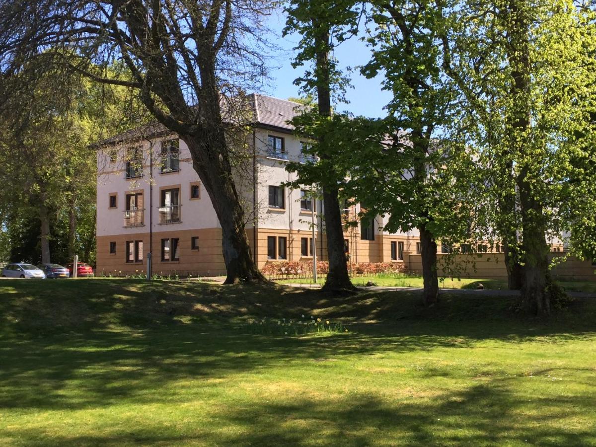 Inverness City Suites Exterior photo